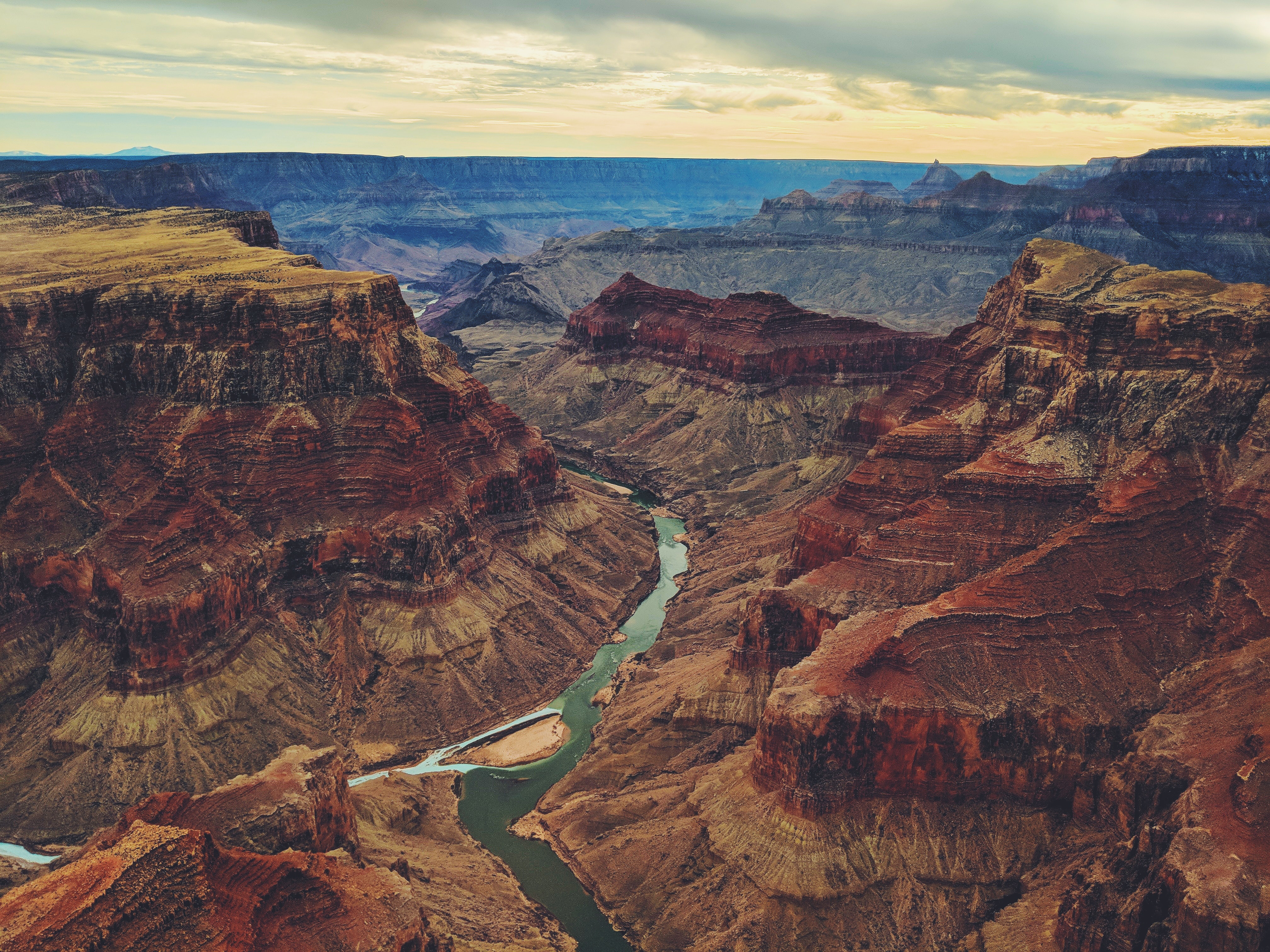 sonaal-bangera-XuQGqCBpNGk-unsplash