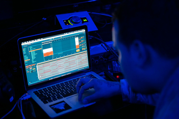 person organizing data on a computer screen 